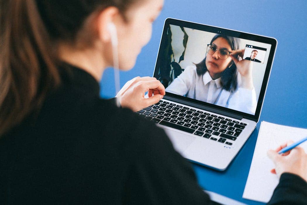 Enhancing Your Virtual Networking with Zoom Headshots